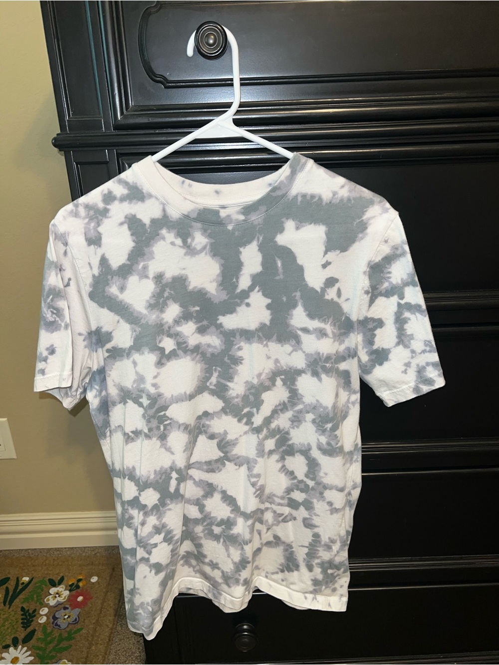True Craft White & Gray Tie-Dye Short Sleeve Tee